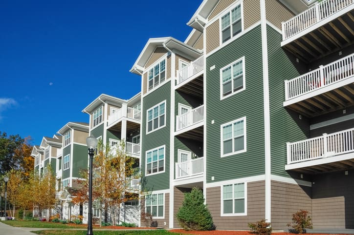 Exterior of a modern apartment complex with balconies in Lansing & Jackson, MI